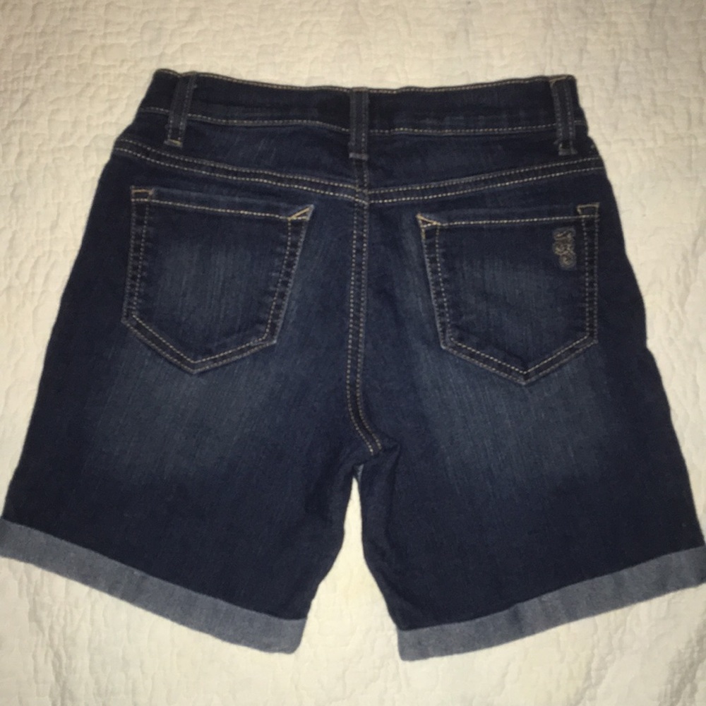 Jessica Simpson denim shorts - Picture 2 of 4